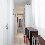 F & B Collection - Flat For 5 Apartment *