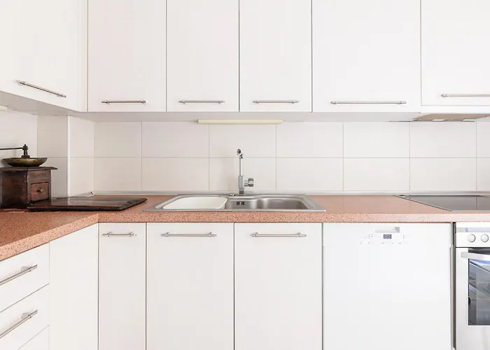 F & B Collection - Flat For 5 * Θεσσαλονίκη